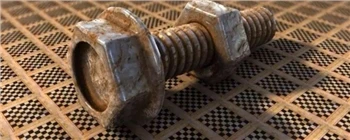 মরিচা ছাড়া স্ক্রুগুলি কীভাবে পরিষ্কার করবেন?